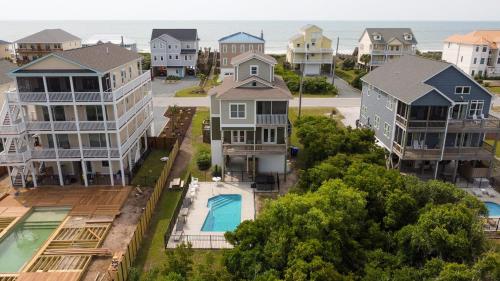 Bazén v ubytování Surfin' Pelican nebo v jeho okolí