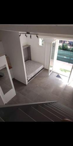Appartement à 100m du village naturiste,tout équipé, climatisé,place parking photo 9