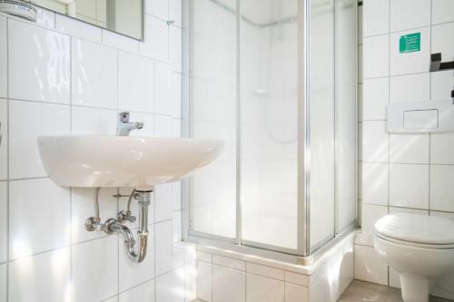 Ένα μπάνιο στο Johouse Zingst Johouse Zimmer 22