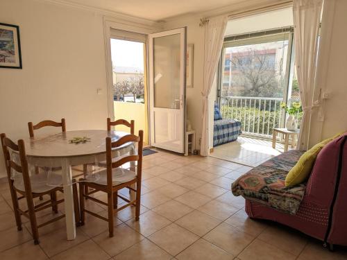Appartement T2 lumineux 40m2, 4 personnes, 150m de la plage, bien équipé et proche loisirs - FR-1-797-18