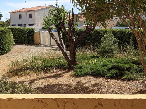 Charmant T2 proche plage à Port-la-Nouvelle, terrasse et parking inclus - FR-1-797-29