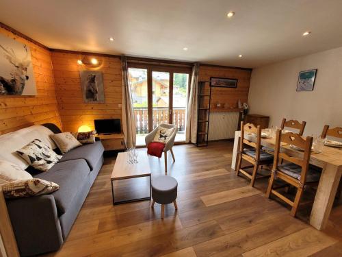 Studio rénové familial, Vieux Village, proche pistes et commerces, 4 pers. - FR-1-598-168