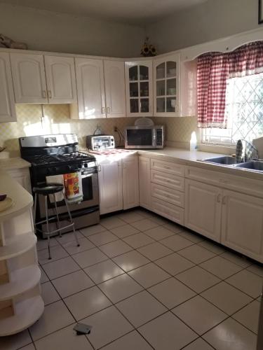 Dapur atau dapur kecil di Pansy’s Place