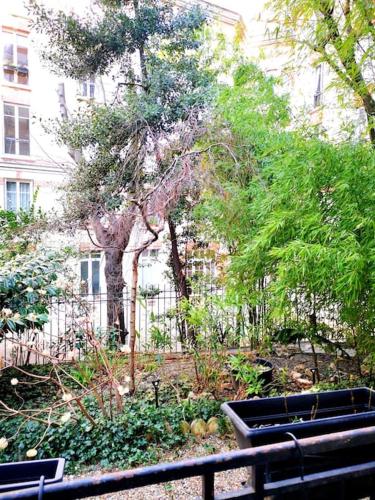 Beautiful quiet family loft Paris