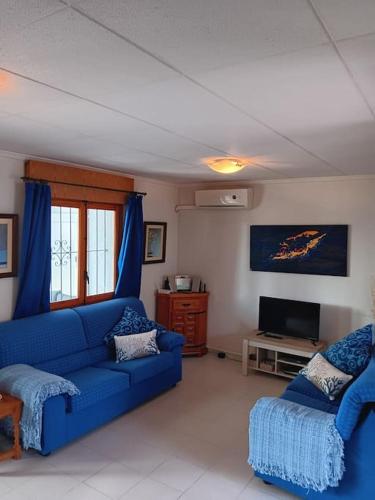 Foto Villa in La Marina with cozy garden and private solarium 5