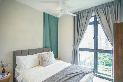 Postel nebo postele na pokoji v ubytování Neu Suites by COBNB