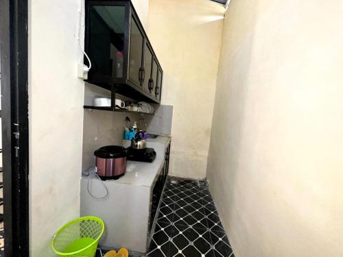 Kuchyň nebo kuchyňský kout v ubytování Villa Awwa