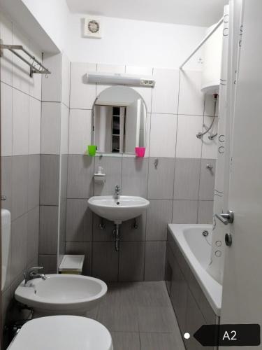 San Lorenzo Apartments