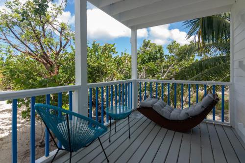 Μπαλκόνι ή βεράντα στο Tulixx Cayman Beach Villa