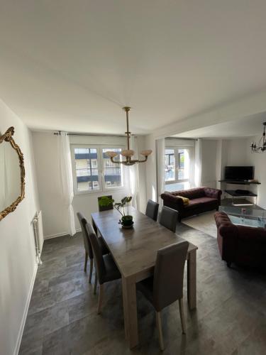 Photo de la galerie de l'établissement Appartement en centre ville 70m2, à Reims