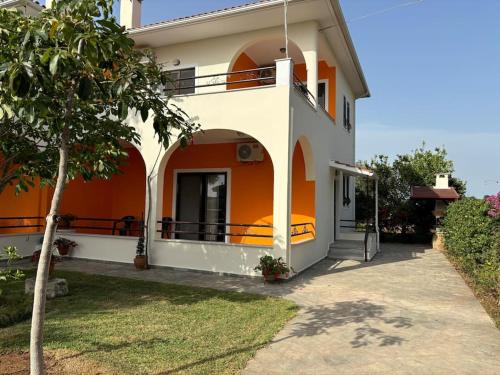 Voula's Sunset Getaway