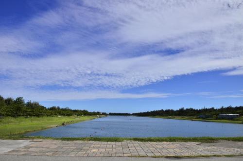a view of a river with a cloudy sky at Yiwa Homestay in Taitung City