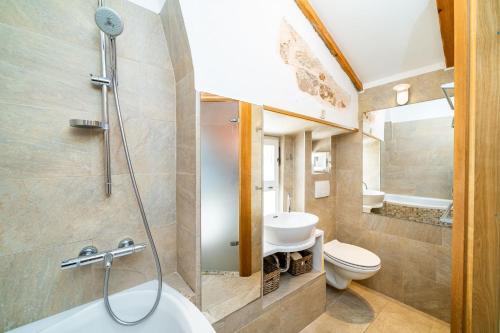 Old Town Historical Residence Apartment