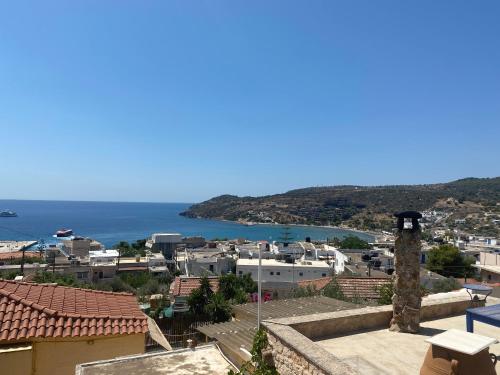 Fotografia z galérie ubytovania Apo Petra v destinácii Agia Marina Aegina