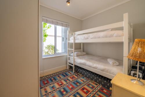 Postel nebo postele na pokoji v ubytování Marina Magic