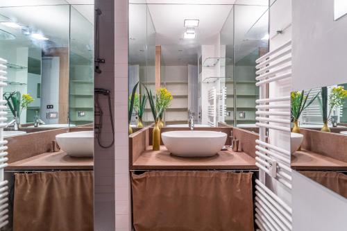iFlat Lina Cavalieri House