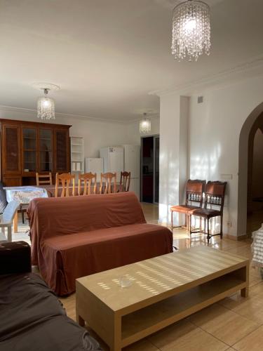 Photo de la galerie de l'établissement Grande Maison proche de centre de Paris, à Maisons-Alfort