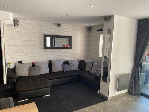 villa contemporaine avec piscine privée