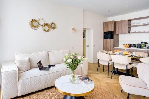 Stunning Family Flat - Grands Boulevards - with AC