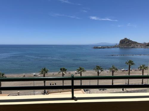 DELICIAS PLAYA, frente al mar con parking incluido