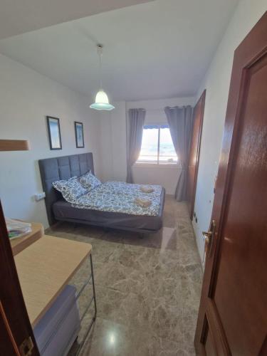 Spacious Apartment with Direct Ocean Views