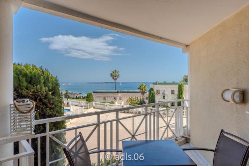 Un Studio de Charme Vue Mer & Piscine d'Exception