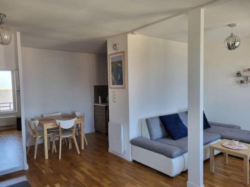 Posezení v ubytování Appartement vue mer à 100 m de la plage