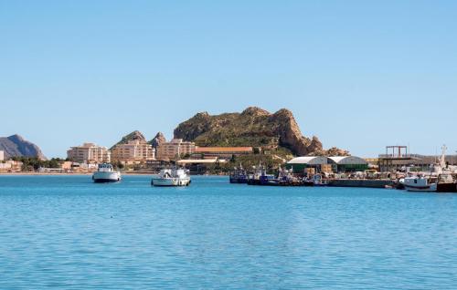 Φυσικό τοπίο κοντά σε αυτή η παραθεριστική κατοικία