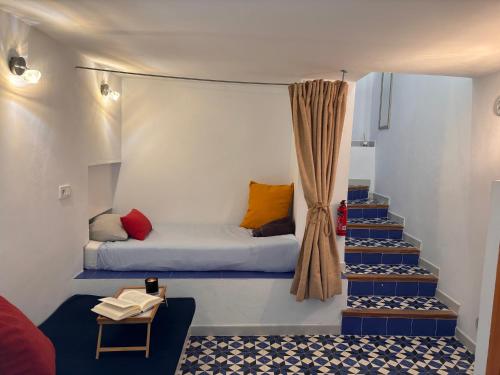 A seating area at Casa Dino casco antiguo Altea