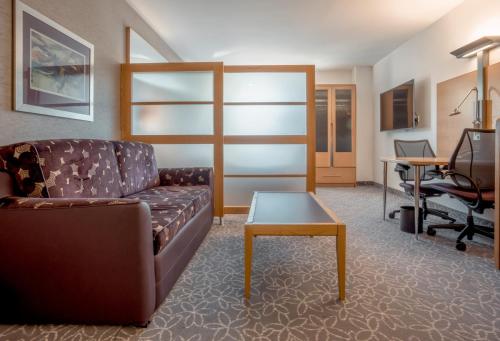 Club Quarters Hotel Covent Garden Holborn, Londonにあるシーティングエリア