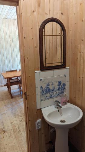 Ванная комната в Strautmali Forest House