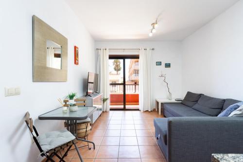 Home2Book Sunny Getaway, El Médano Terrace & Pool
