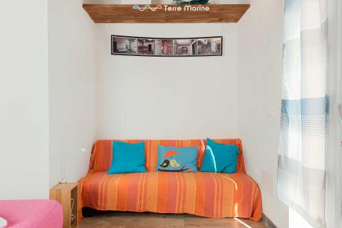 Posezení v ubytování A Casa Tua Room, Terre Marine