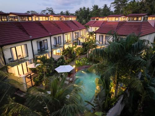 De Residence Pangandaran by Mabano Estatesにある庭