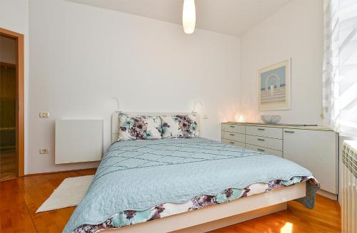 Apartment Karolina 2343