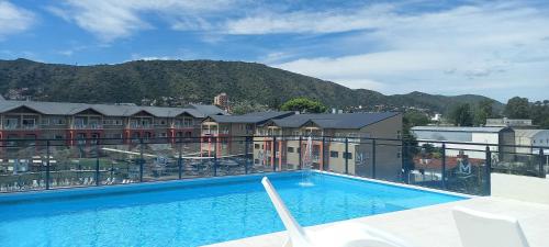 En generel udsigt til bjerge eller udsigt til bjerge taget fra lejligheden