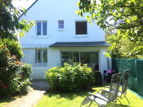 Gite bord de mer KER GENOVI - BRETAGNE plages et sentier douanier 7mn à pied
