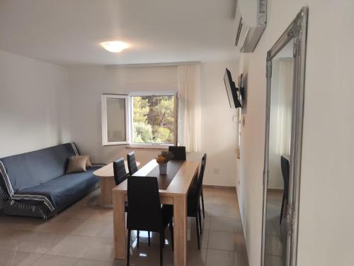 Gallery image of Agava Apartments Mokalo in Orebić