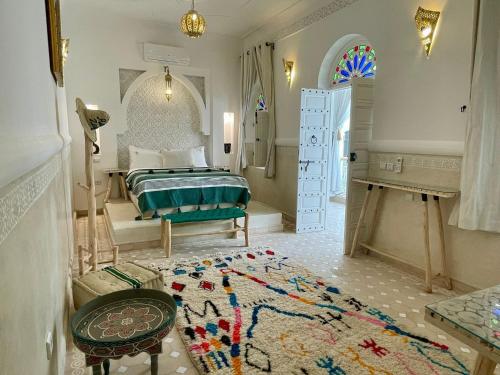 Letto o letti in una camera di Riad Zayn & Spa
