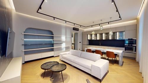 Naprstek Castle View Residence