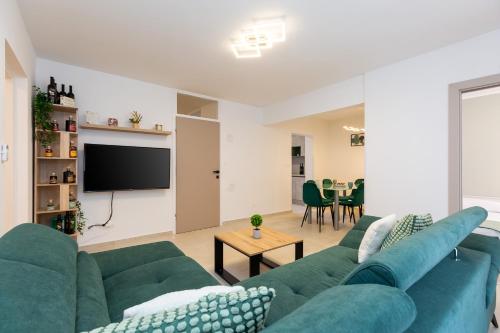 Rosoglio Poreč 300m from sea, new apartment 2024