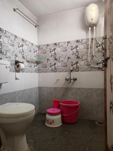 Koupelna v ubytování Sri Sai homestay