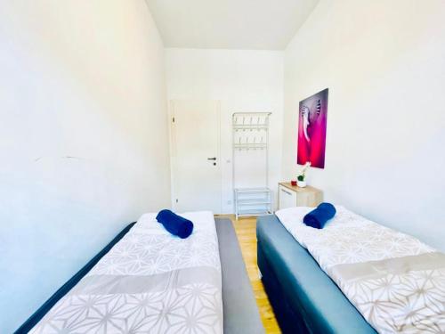 Galeriebild der Unterkunft 3BR Shared Apt, Ideal up to 6P, 15-Min to Stammersdorf in Wien
