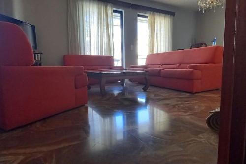 Gallery image of Οικογενειακό Διαμέρισμα με Θέα in Skála Oropoú