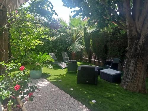 Appartement cosy à Saint-Raphaël - 65 m² - Jardin privé