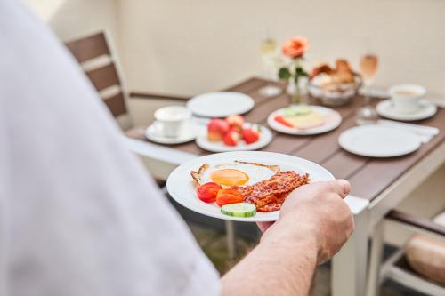 Mad på hotellet eller i nærheden
