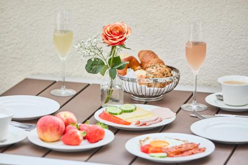 Mad på hotellet eller i nærheden