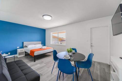 Imagen de la galería de Spacious unit with pool and parking - M33, en Hollywood