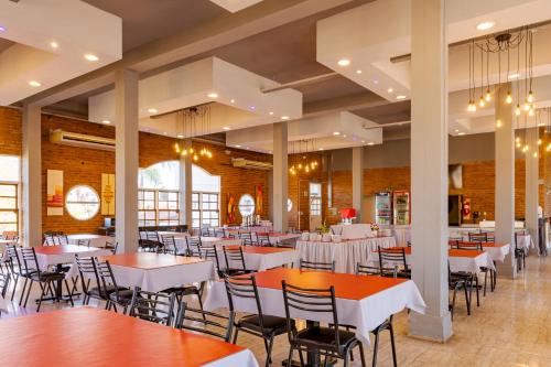 Hotel El Condadoにあるレストランまたは飲食店