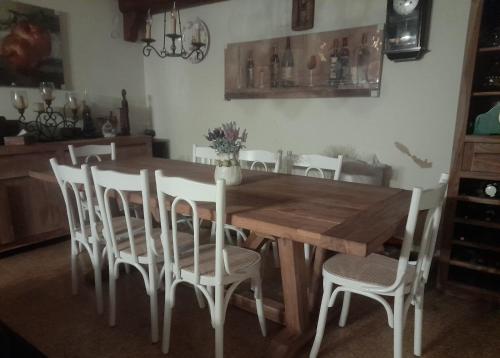 Billede fra billedgalleriet på Alfred's guest House room 3 i Bsharri